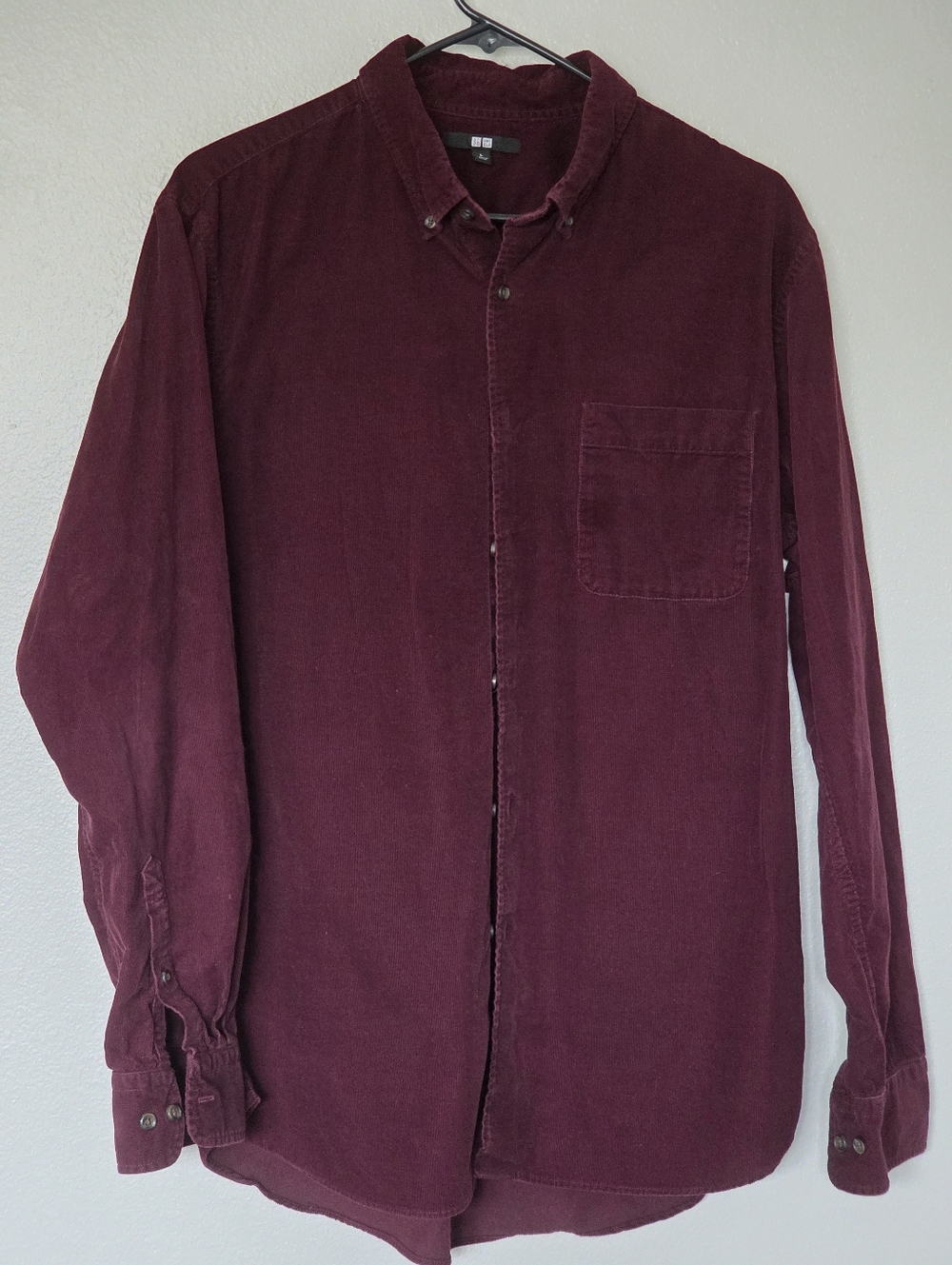 Uniqlo Corduroy Button-Up Shirt in Burgundy